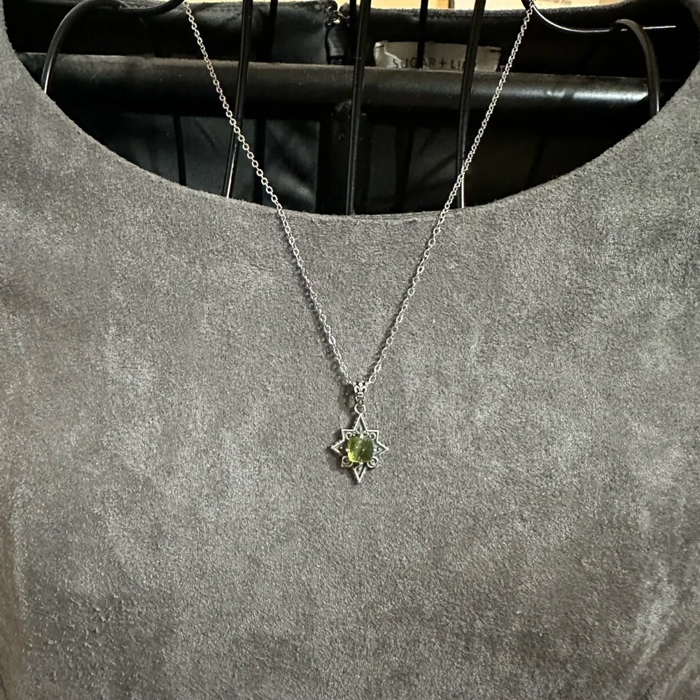 Silver Compass Star Pendant with Green Tourmaline on 18” Copper Chain - Picture 8 of 8